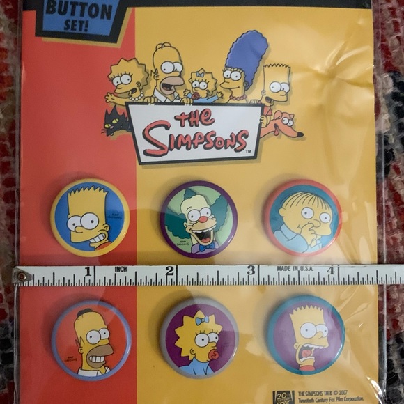 Simpson Button Collection Pack - Picture 4 of 4